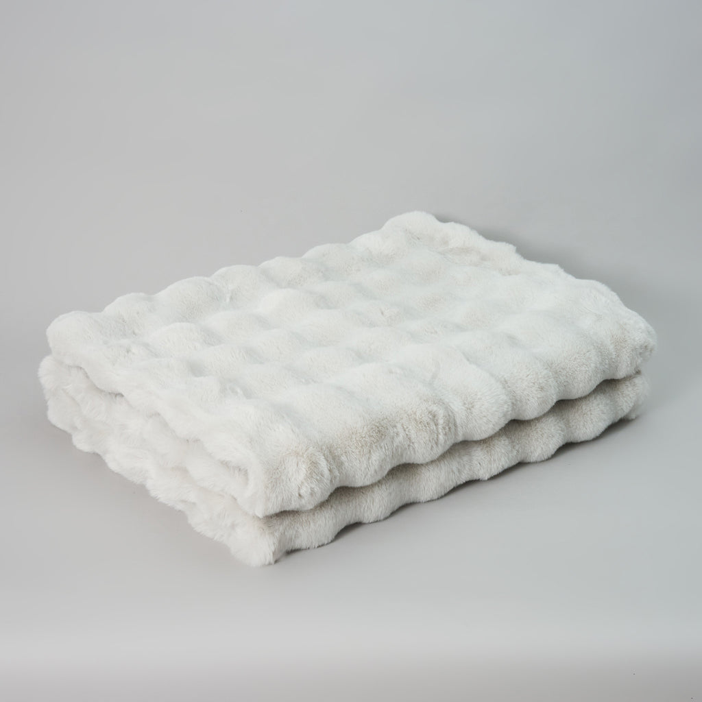 Chunky Bubble Faux Fur Blanket - Light Grey